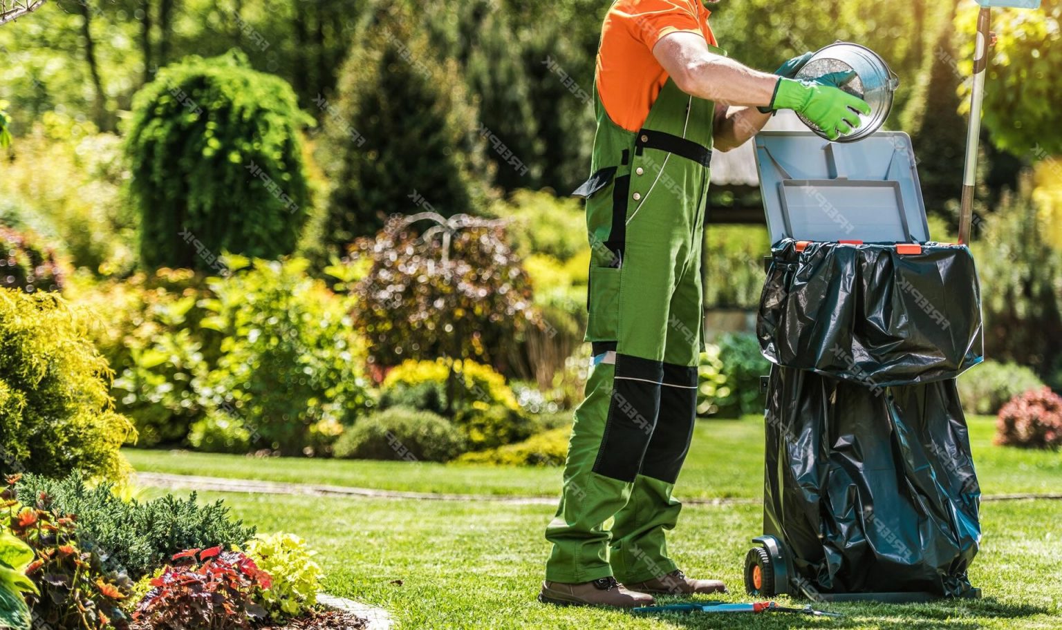 Garden Waste Removal - Canberra Rubbish Removals Group